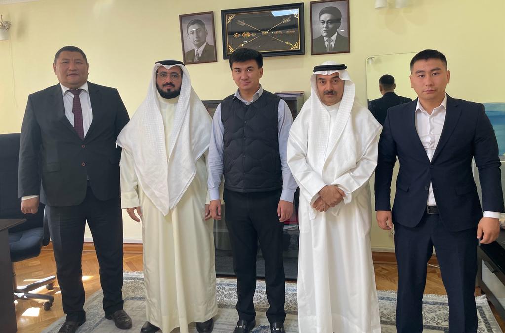 الغانم : لابد من فتح الأبواب المغلقة بين الدول العربية وآسيا الوسطى لجذب الاستثمار والسياحة