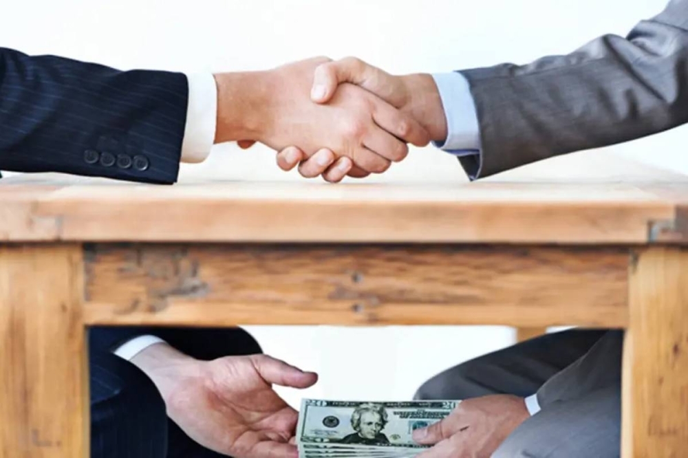 الفساد في الكويت حجة لتبني سياسات شعبوية