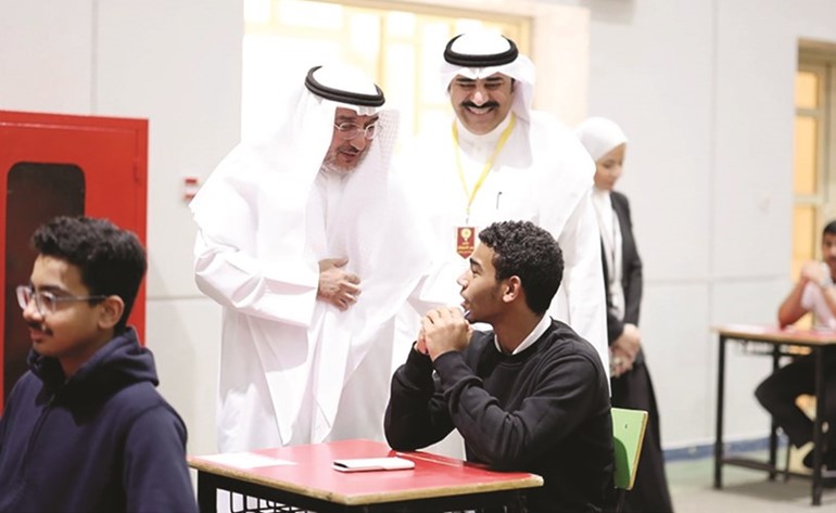 وزير التربية تفقَّد لجان الاختبارات: ضرورة الالتزام بالنظم واللوائح