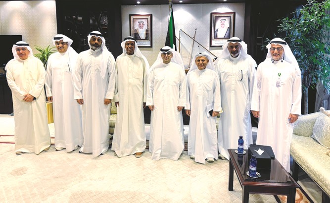 السلمان: إتاحة المجال للشباب للعمل بالقطاع الخاص وتطوير الخدمات المقدمة للمواطنين