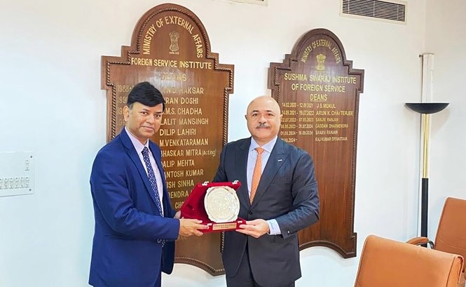 سفيرنا بنيودلهي بحث تدريب الديبلوماسيين الكويتيين وتعزيز التعاون مع الهند