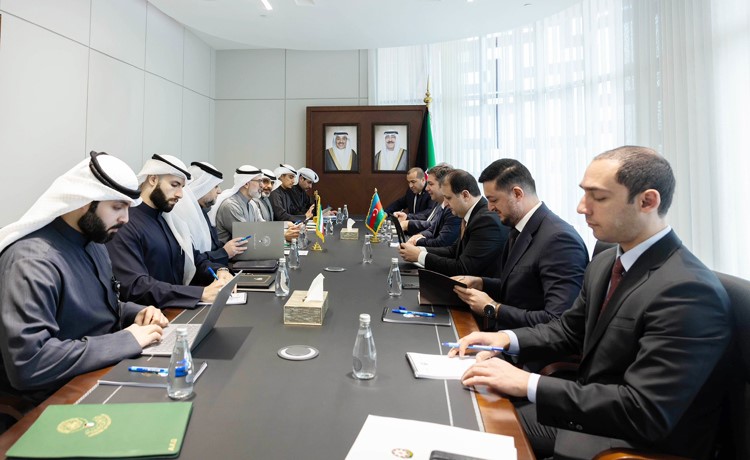 الكويت وأذربيجان تعقدان الجولة الأولى من المشاورات