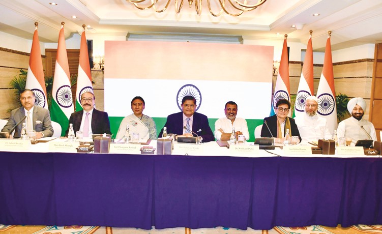 بايجاياند باندا: الكويت مثال يحتذى وجهودها في حلّ النزاعات وإحلال السلام مشهودة